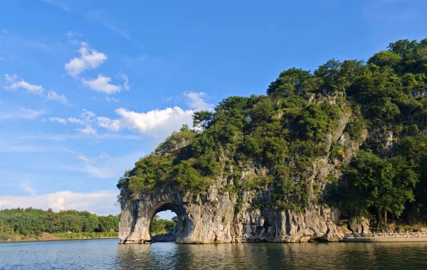 Day 2: Guangzhou & High Speed Train to Guilin