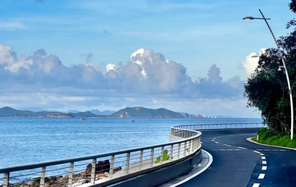 Day 1: Arrive in Shenzhen – Free Time