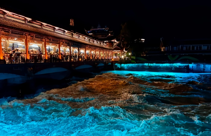 A scenery picture of Dujiangyan's "Blue Tears"