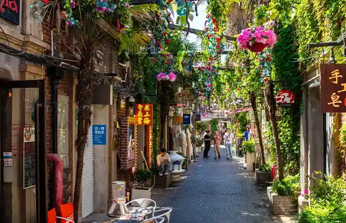10 Cool Things Young People Must Do in Shanghai