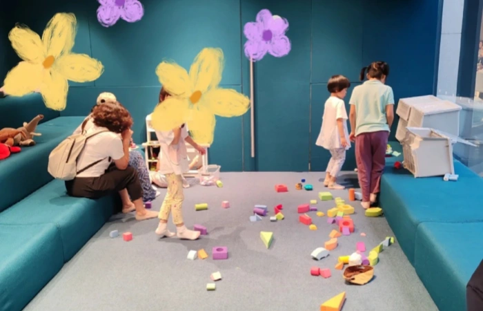 Children playing at Taikoo Hui Shanghai