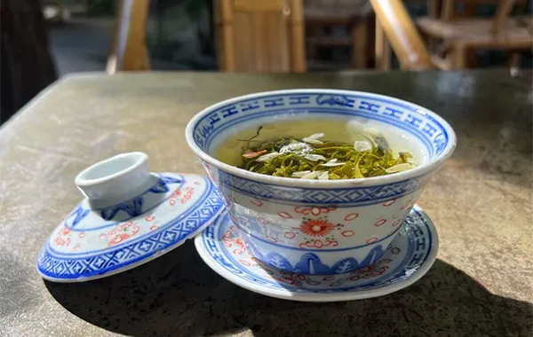 Gaiwan Tea