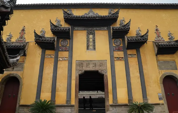 Step Into the Huguang Guild Hall's Migration Story